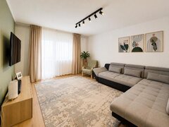 Nerva Traian, apartament 4 camere cu centrala proprie